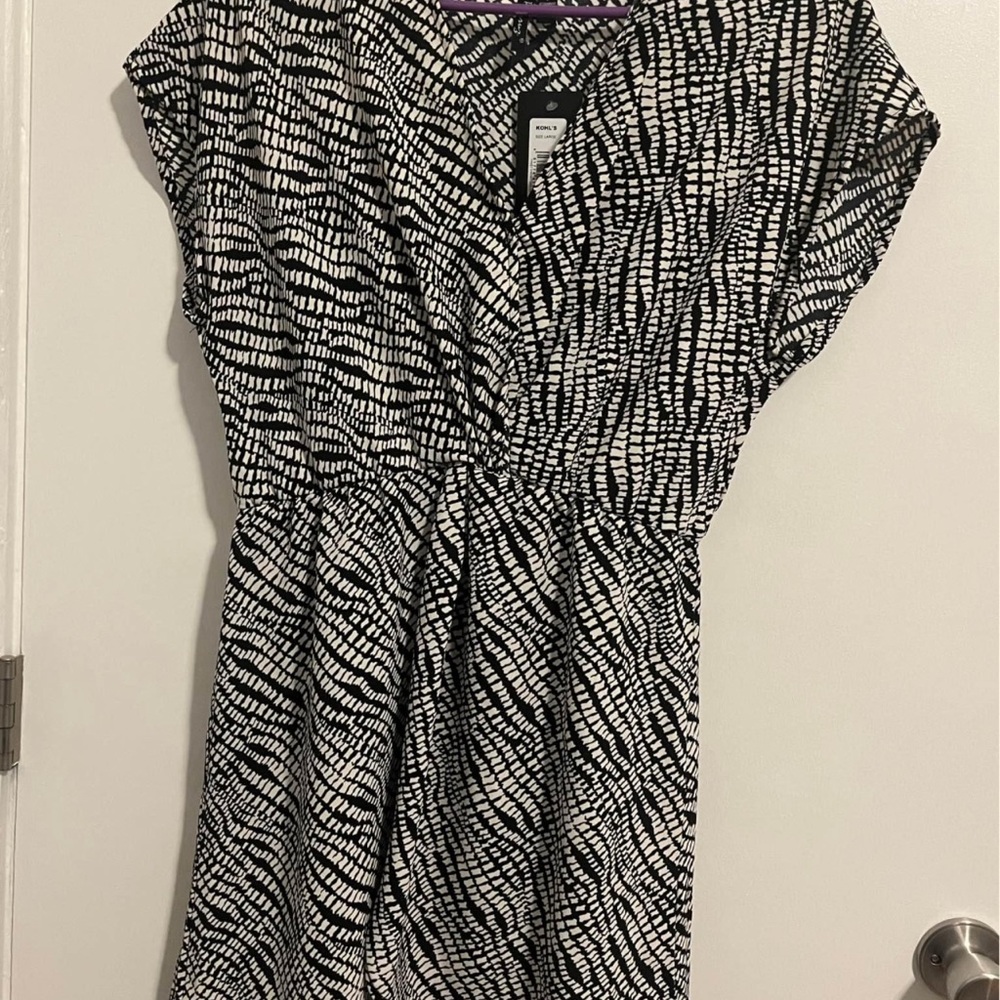 Kohl's Monochrome Abstract Dress